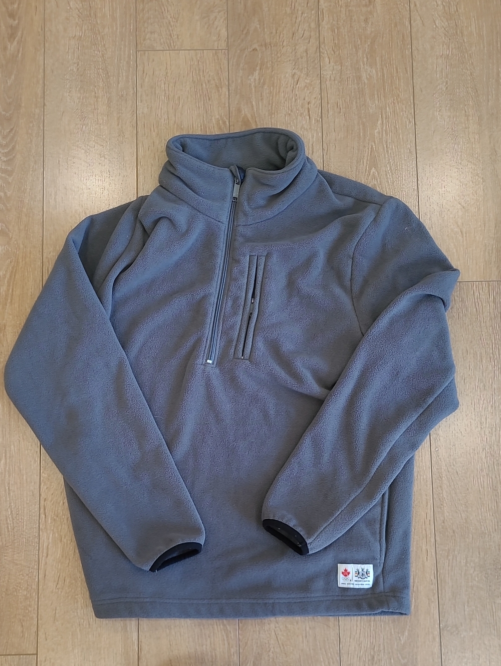 Hudson's Bay Team Canada Fleece Hoodie With A Vancouver 2010 Olympic Logo